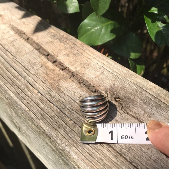 Chunky silver ring spiral design - Picture 3 of 4